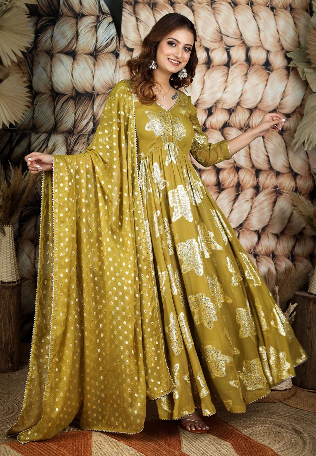 OLIVE GREEN GEORGETTE JACQUARD ANARKALI SET