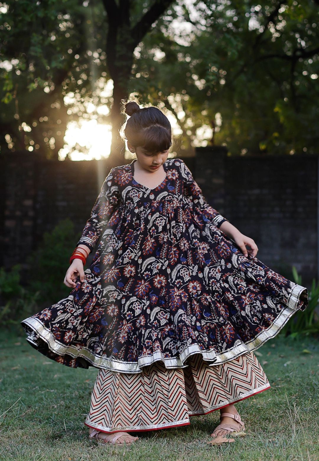 BLACK NEMO HANDBLOCK TIER SHARARA SET