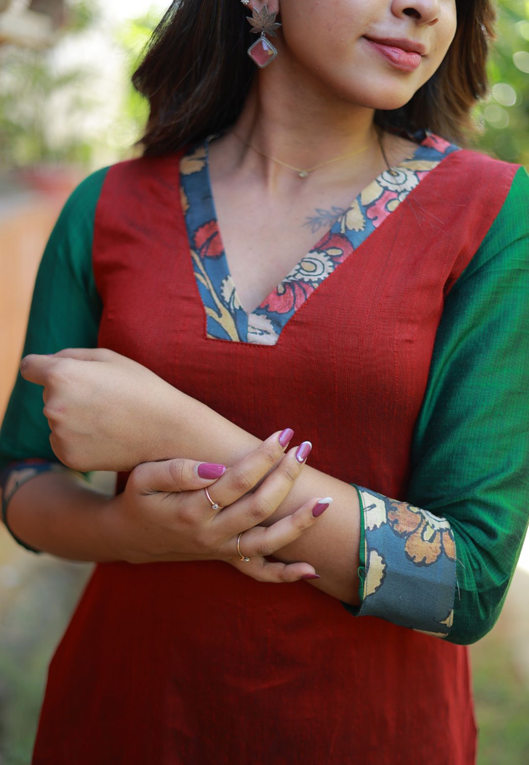 MAROON RED VEDHIKA KALAMKARI KURTA SET