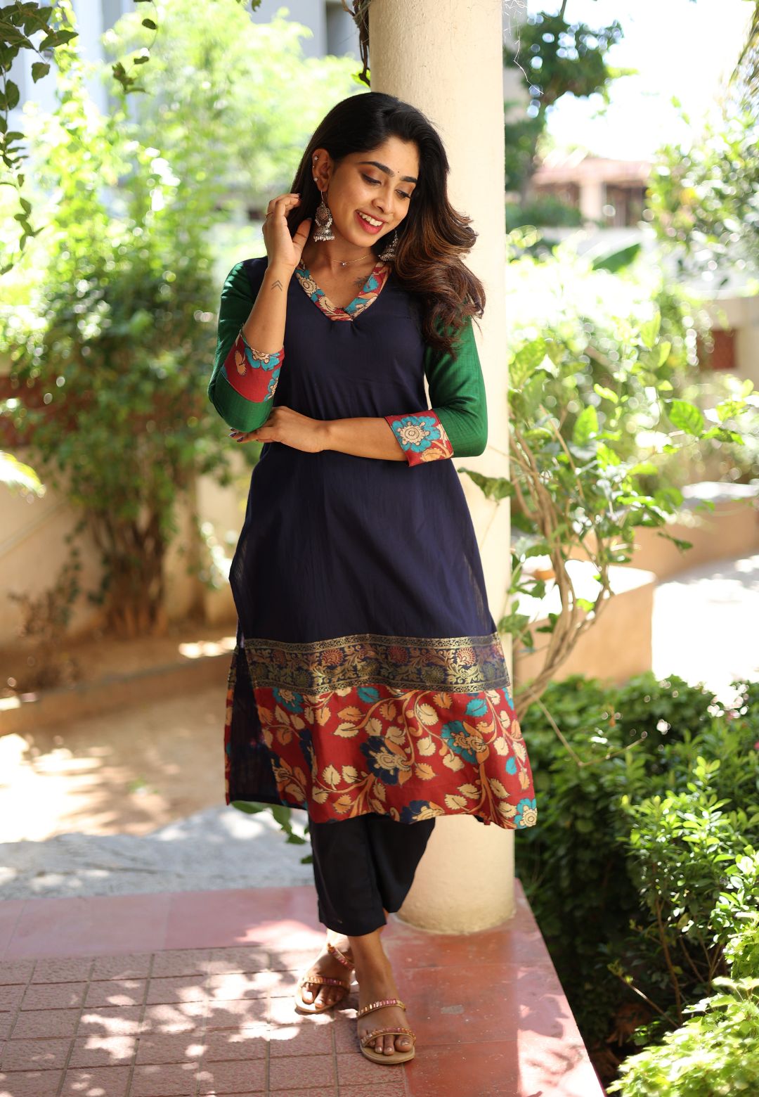 NAVY BLUE VEDHIKA KALAMKARI KURTA SET
