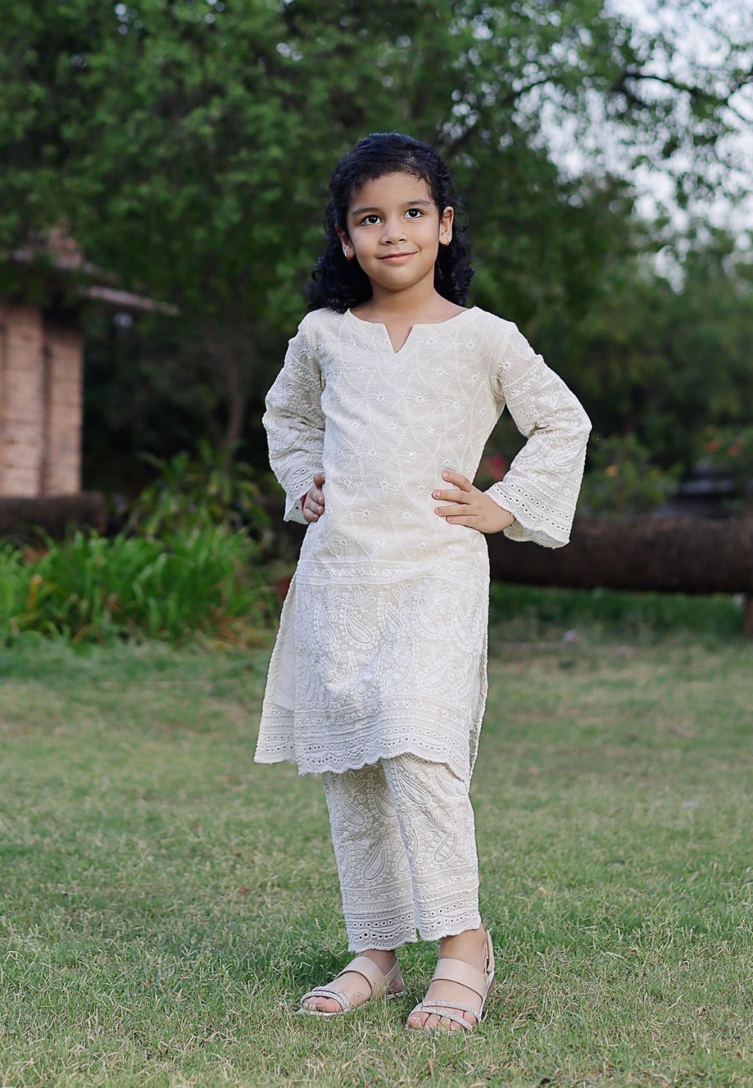 WHITE UMIKO EMBROIDERED COTTON KURTA SET
