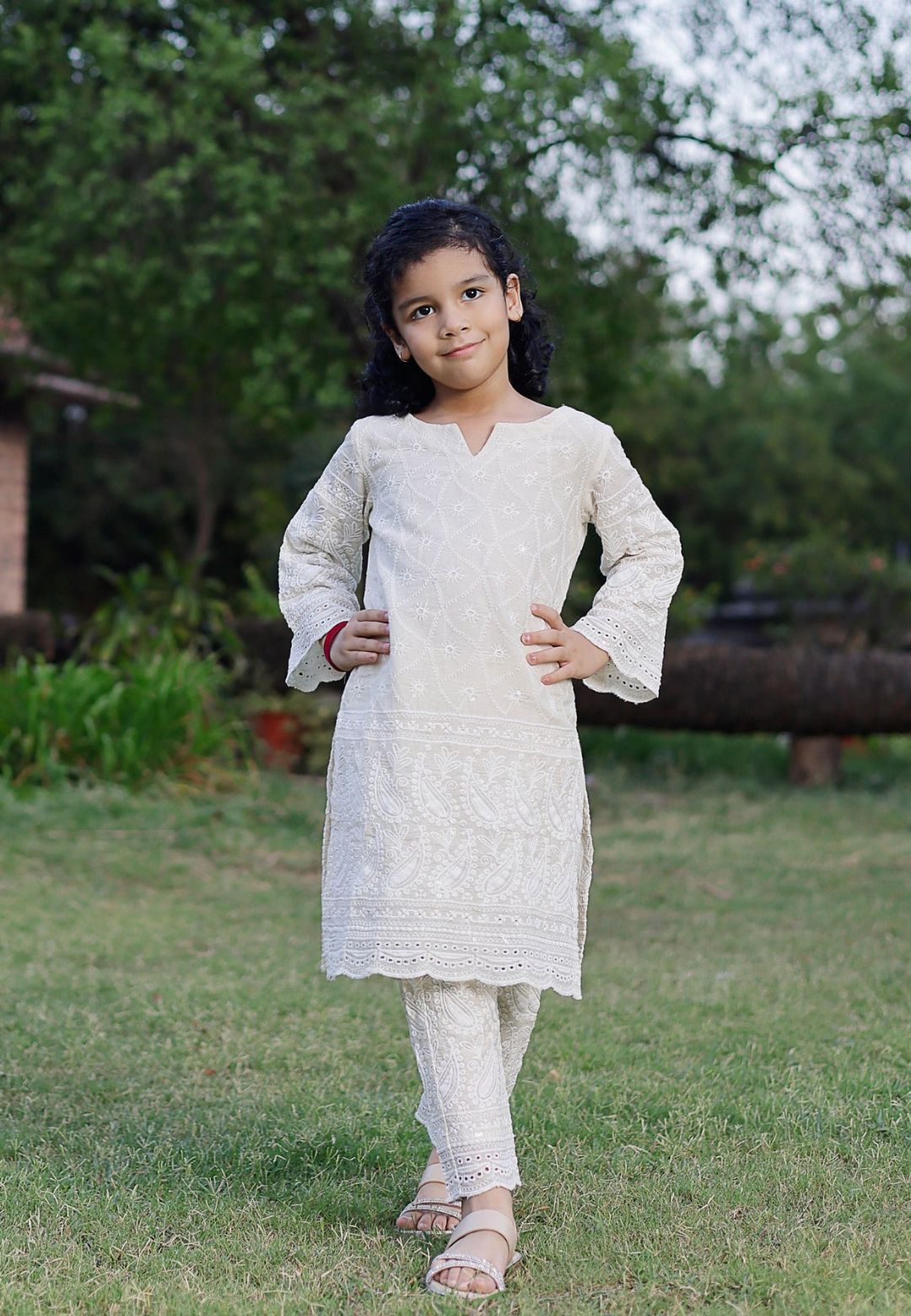 WHITE UMIKO EMBROIDERED COTTON KURTA SET