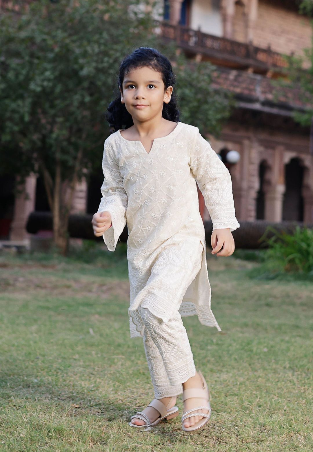 WHITE UMIKO EMBROIDERED COTTON KURTA SET