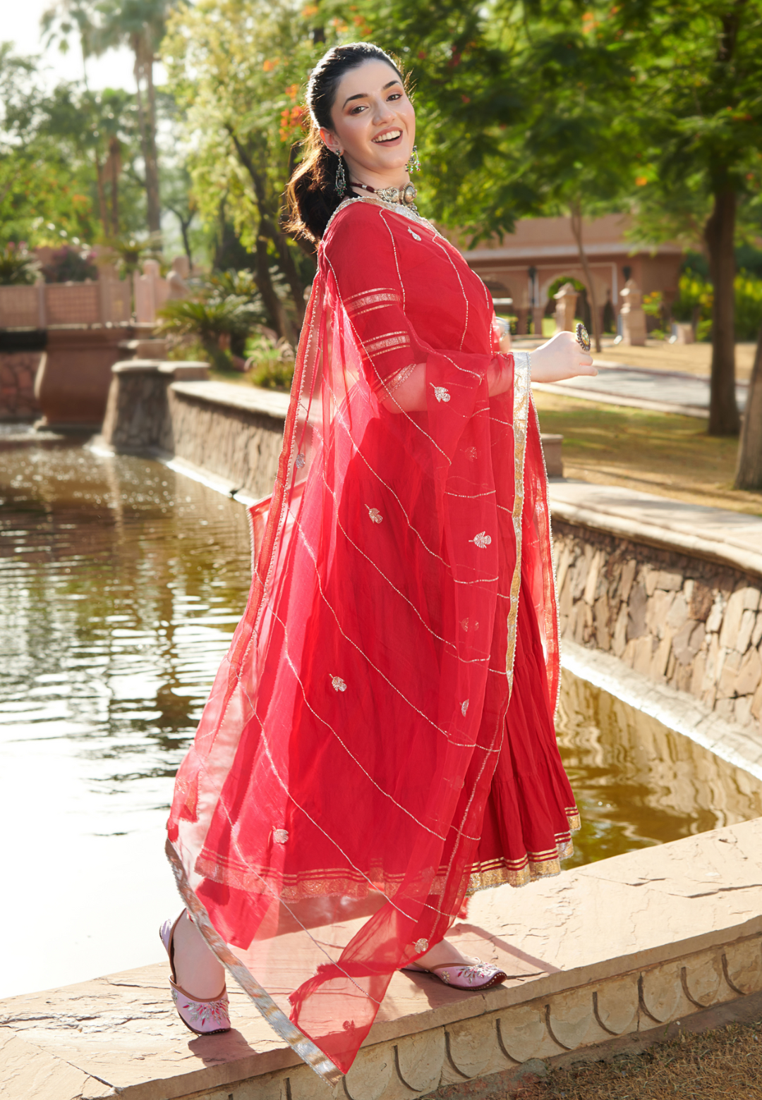 RED AARNA GOTAPATTI COTTON SUIT SET