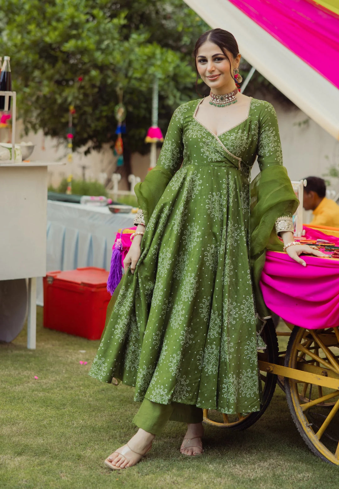 GREEN KATHA BANDHANI CHANDERI SUIT SET