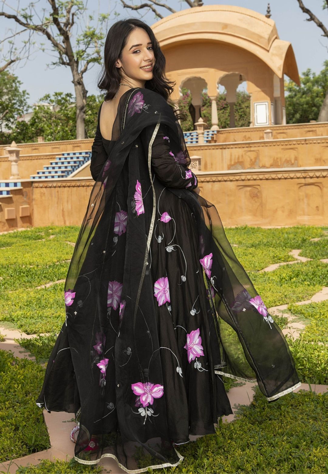 BLACK NEEA FLORAL JAAL COTTON SILK SUIT SET