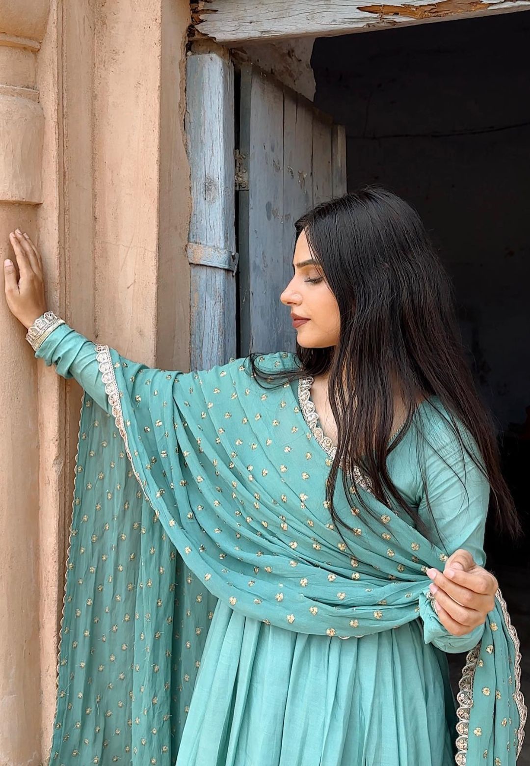 SEA GREEN DEEP BACK SILK ANARKALI SET