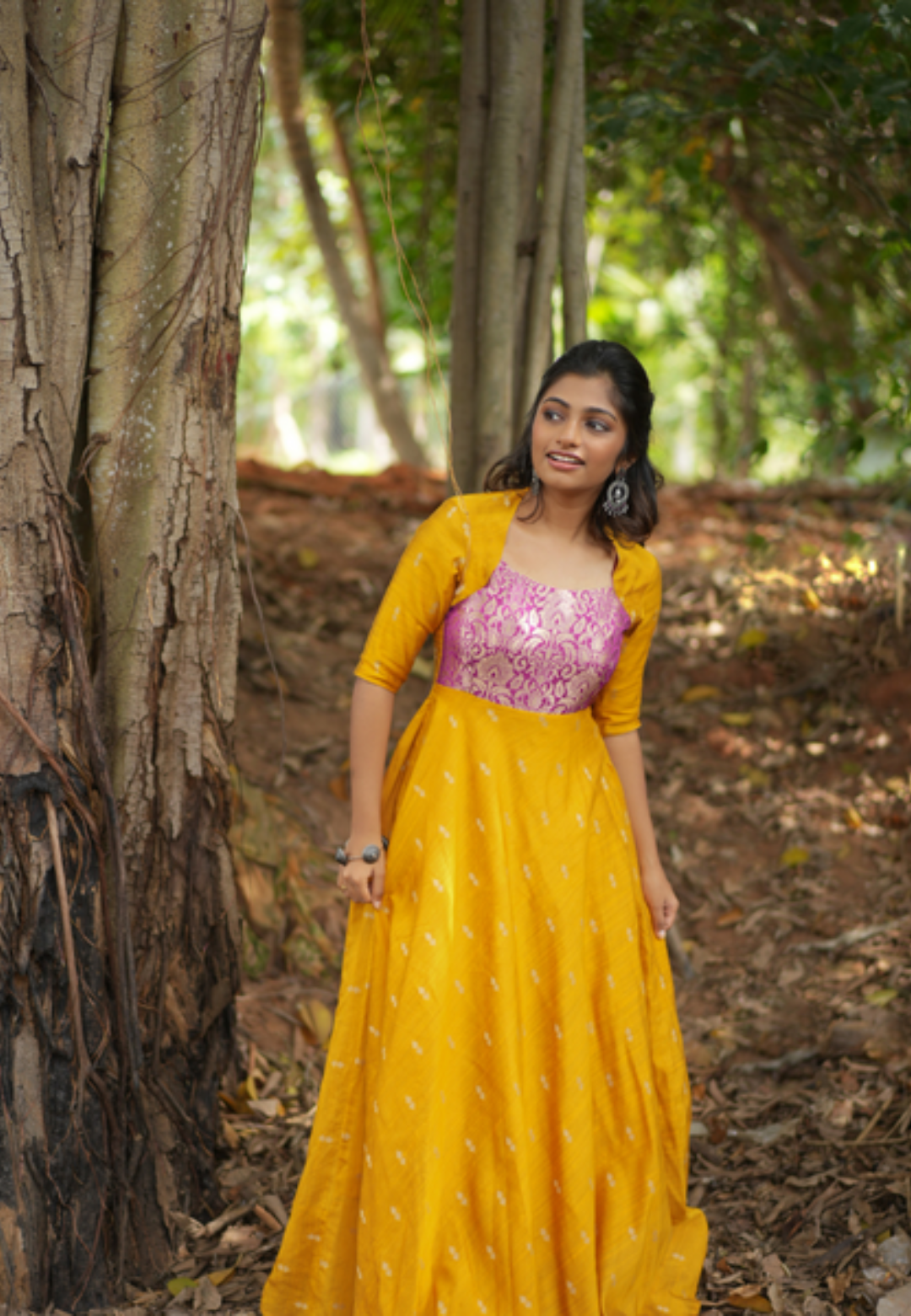 YELLOW OCHRE DUPION ANARKALI