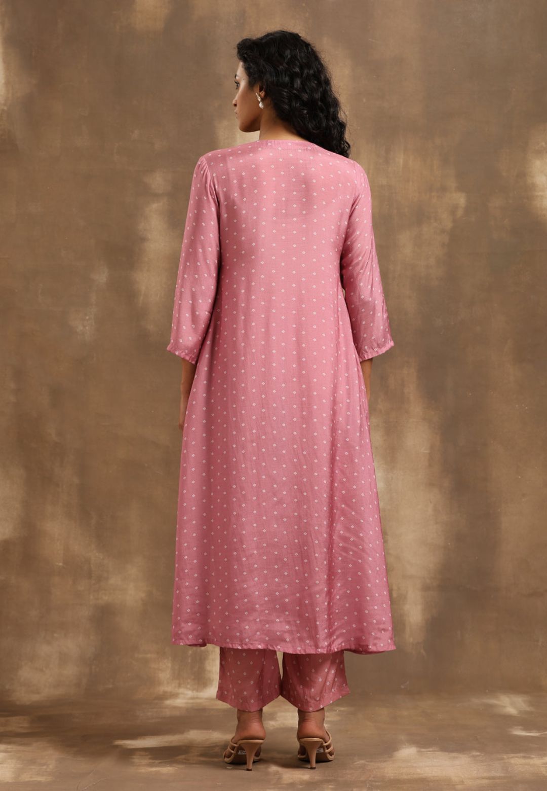 LIGHT PINK BANDHANI SILK KURTA SET