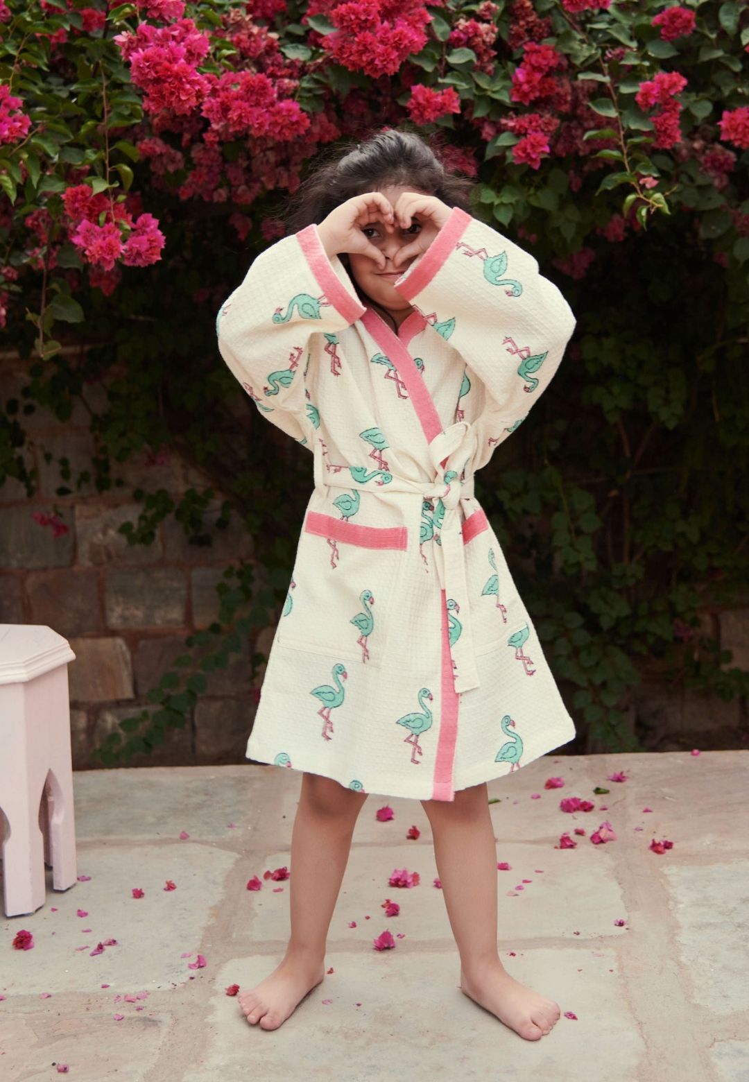 WHITE PINK FUNSHINE SWAN COTTON BATHROBE
