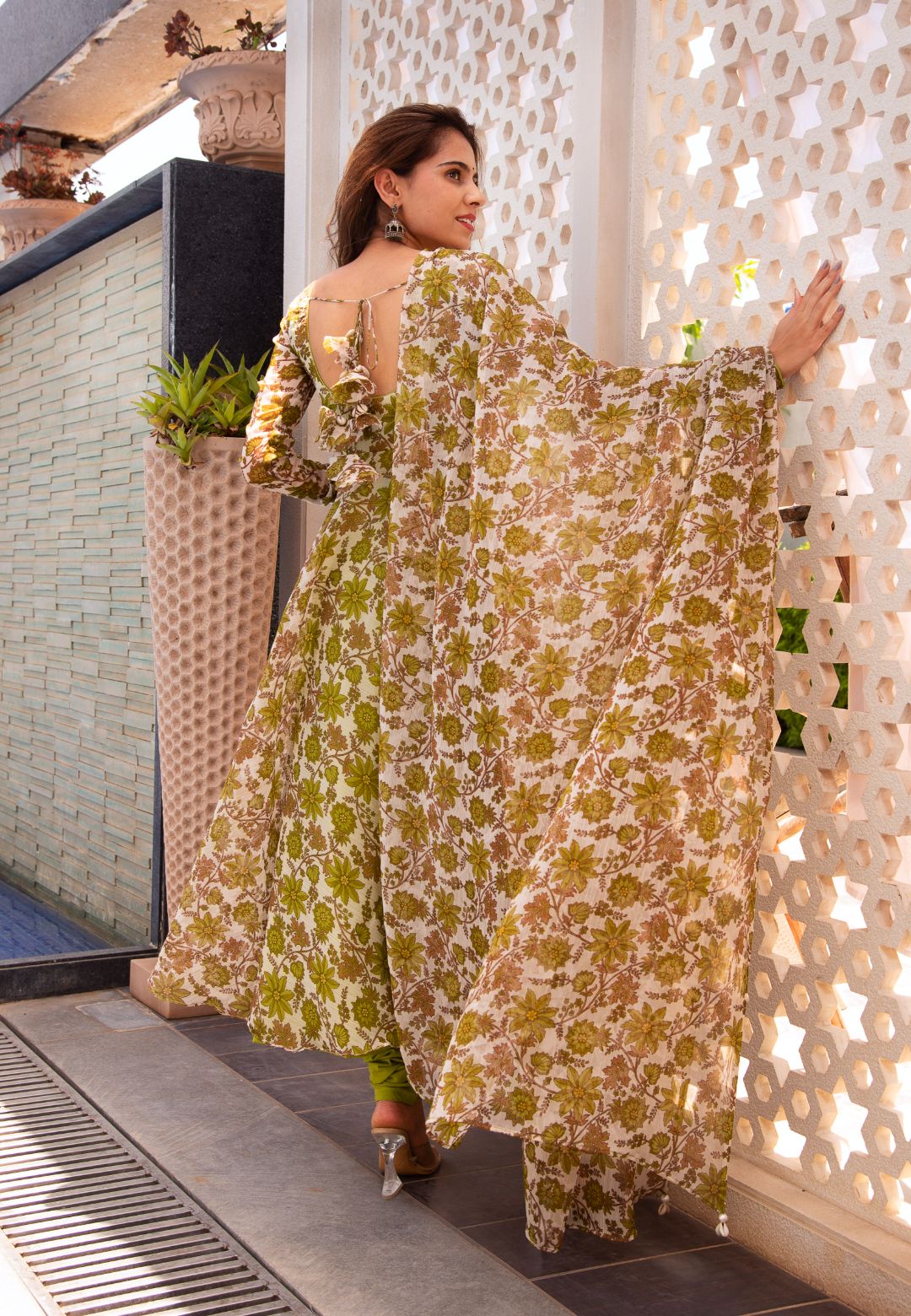 GREEN FLORAL CHIFFON ANARKALI SUIT SET