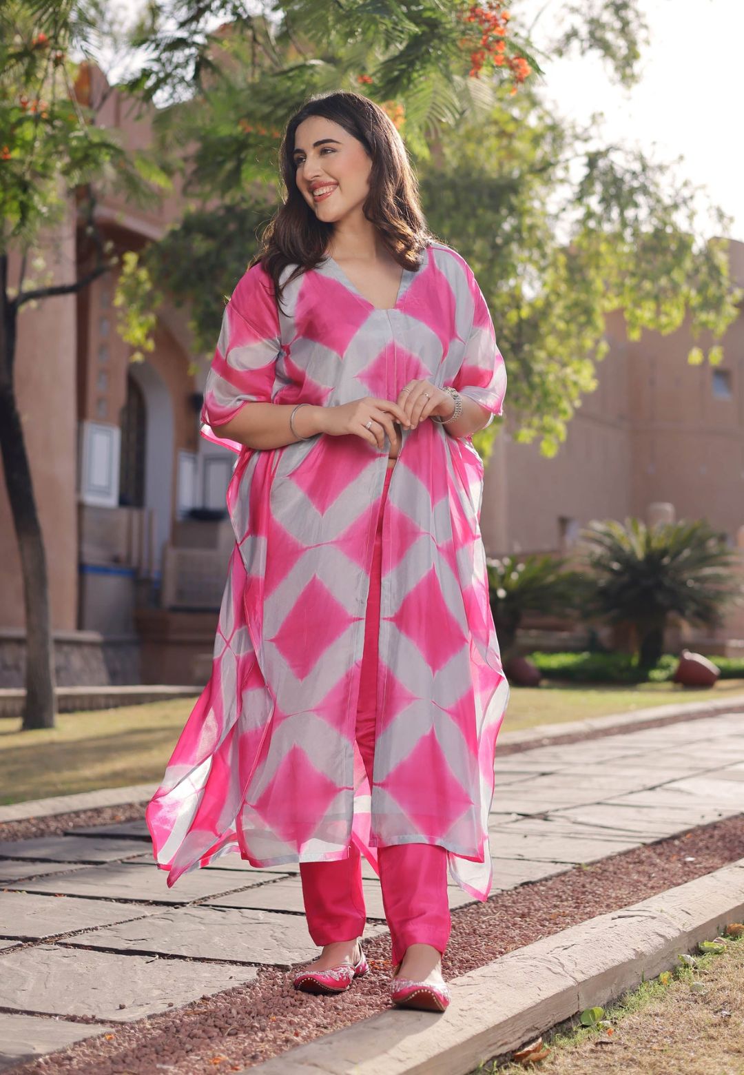 GREY PINK SILK TIE & DYE KURTA SET