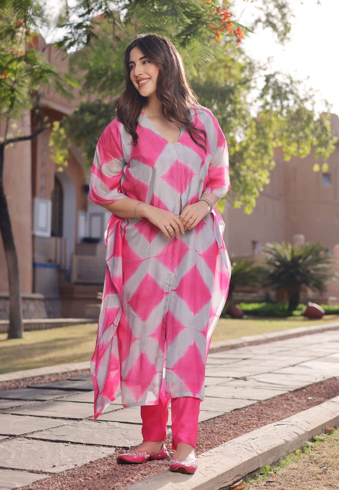 GREY PINK SILK TIE & DYE KURTA SET