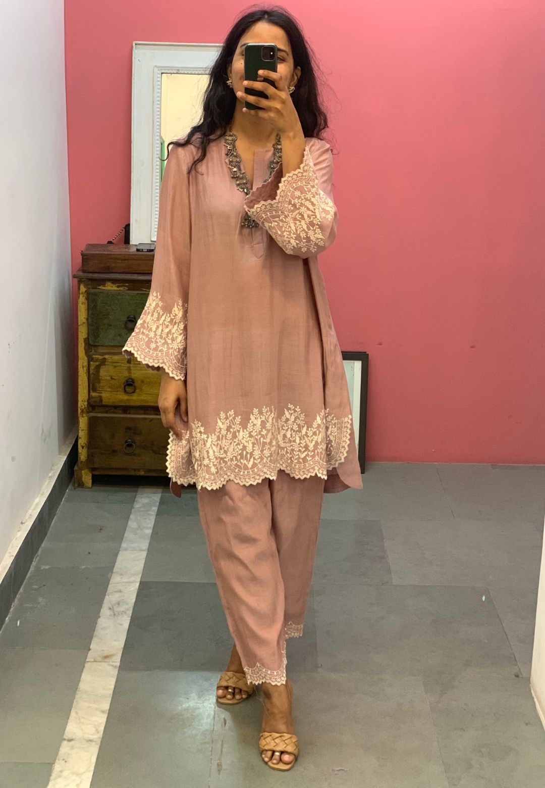 CHANDERI BEIGE PINK EMBROIDERED KURTA SET
