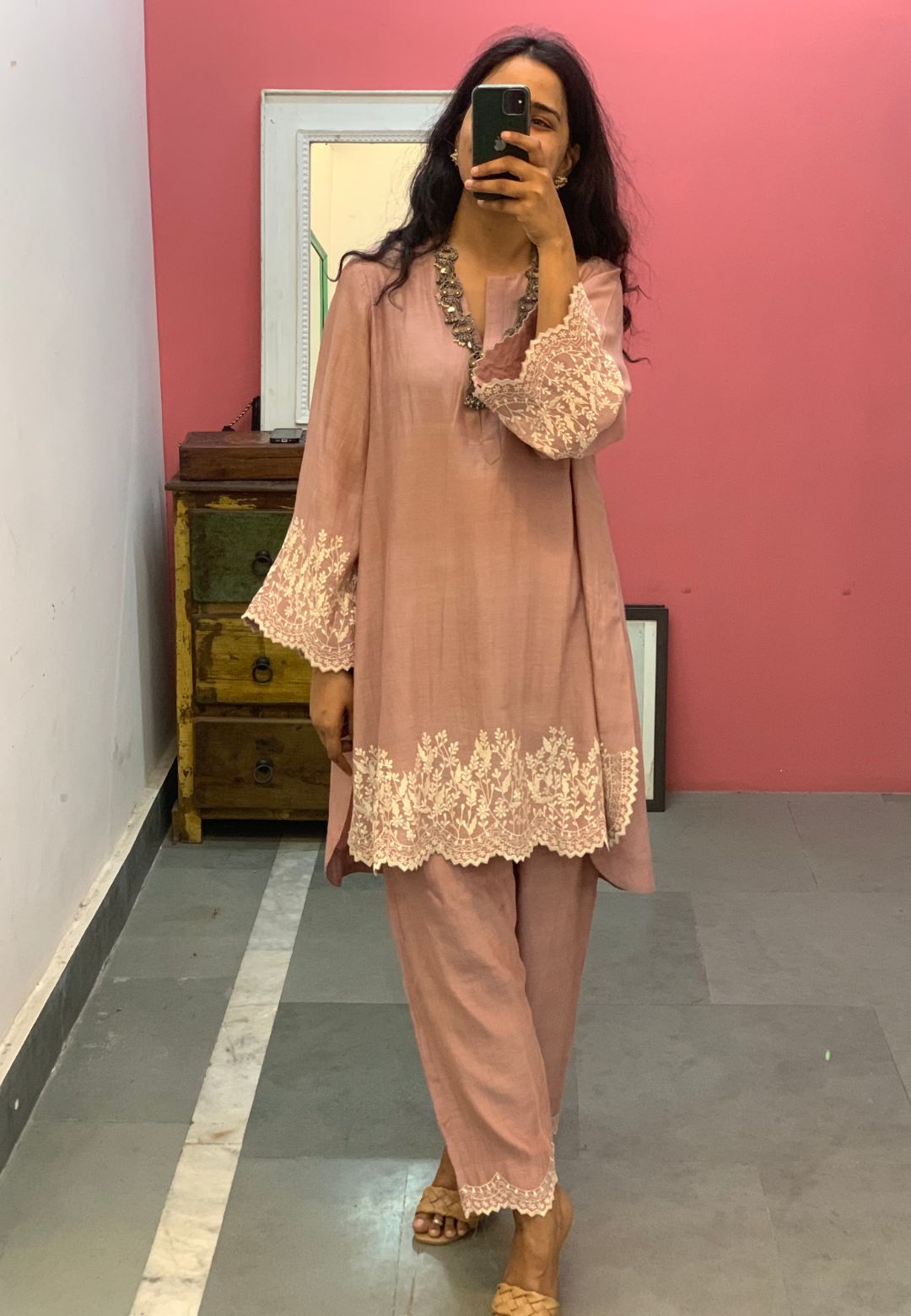 CHANDERI BEIGE PINK EMBROIDERED KURTA SET