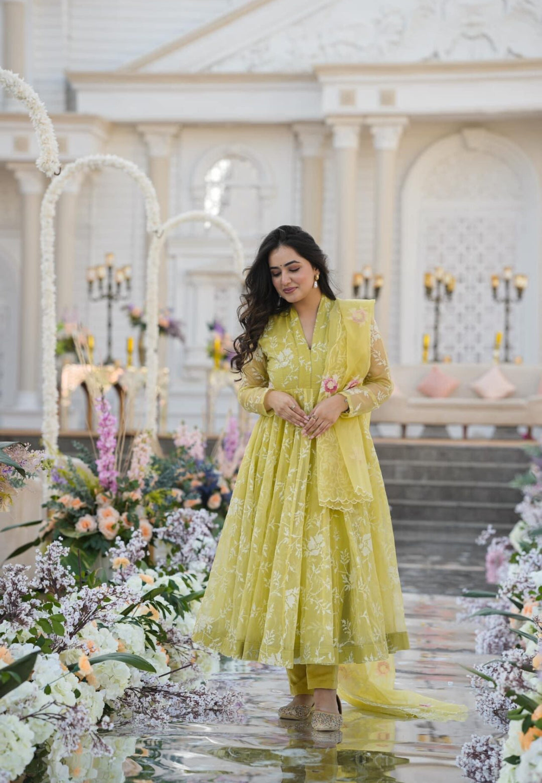 FADED YELLOW ORGANZA SUIT SET