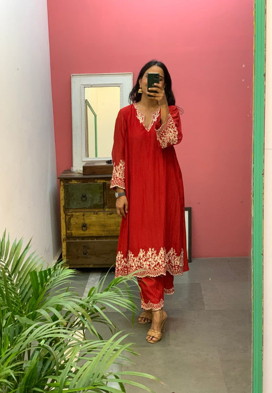 CHANDERI RED EMBROIDERED KURTA SET
