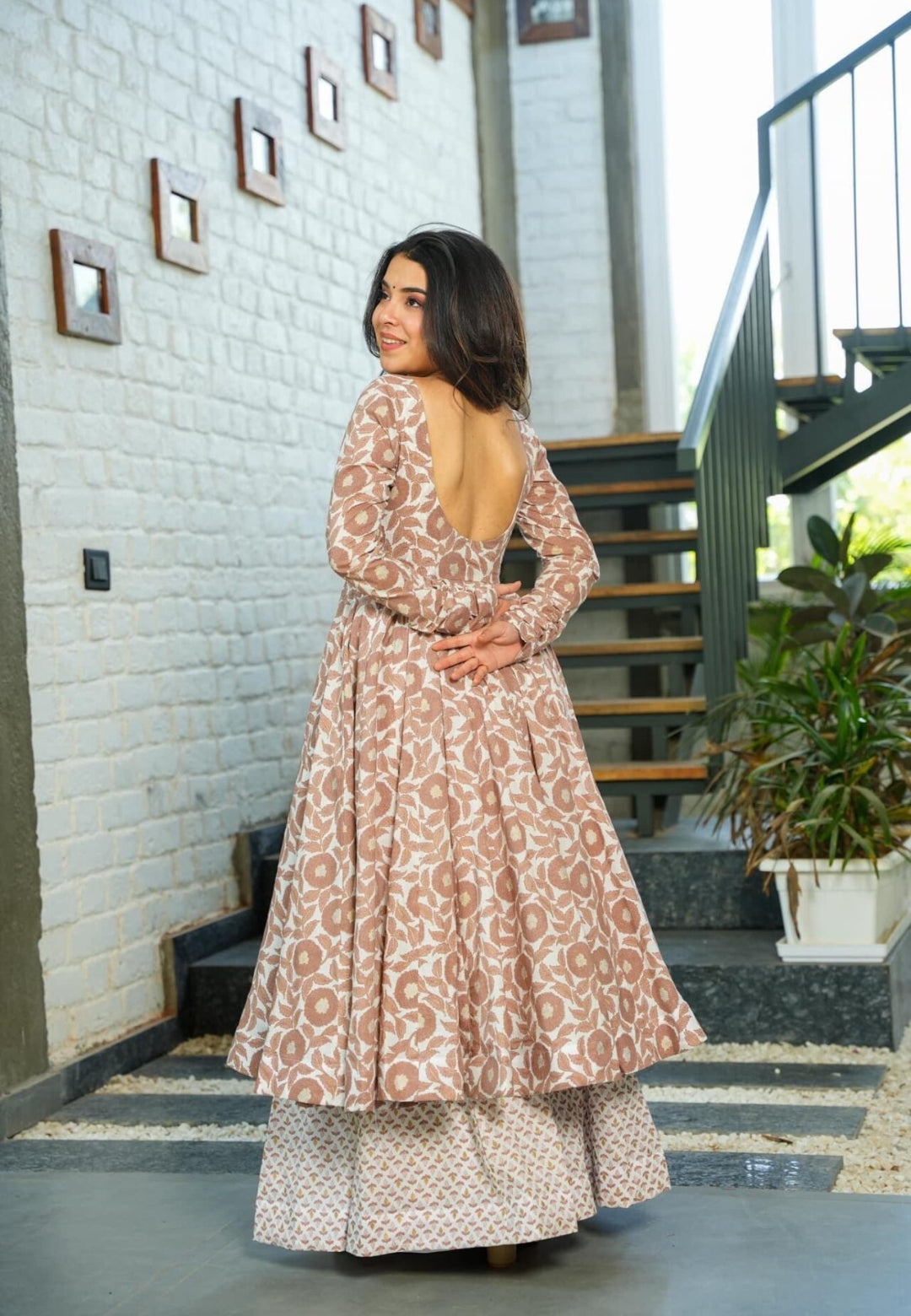 BROWN WHITE VAMIKA COTTON SUIT SET