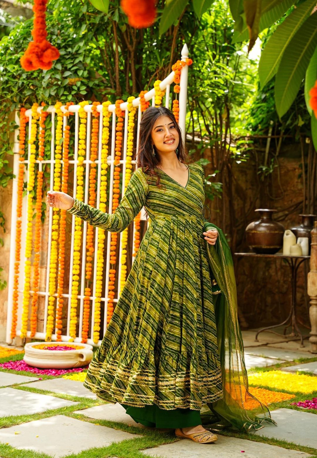 RAYON GREEN SUIT SET