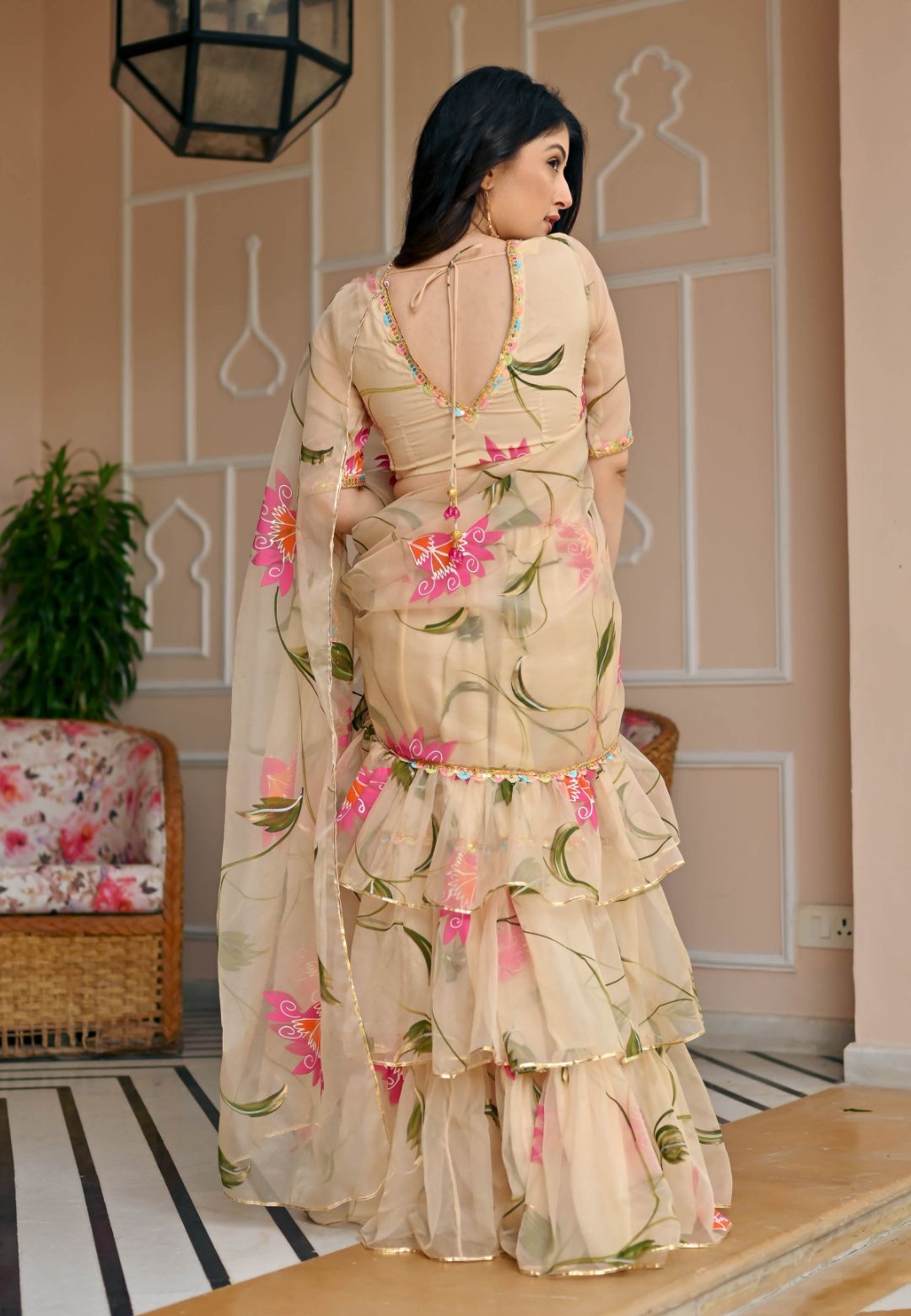 BEIGE PINK DRAPED ORGANZA SAREE