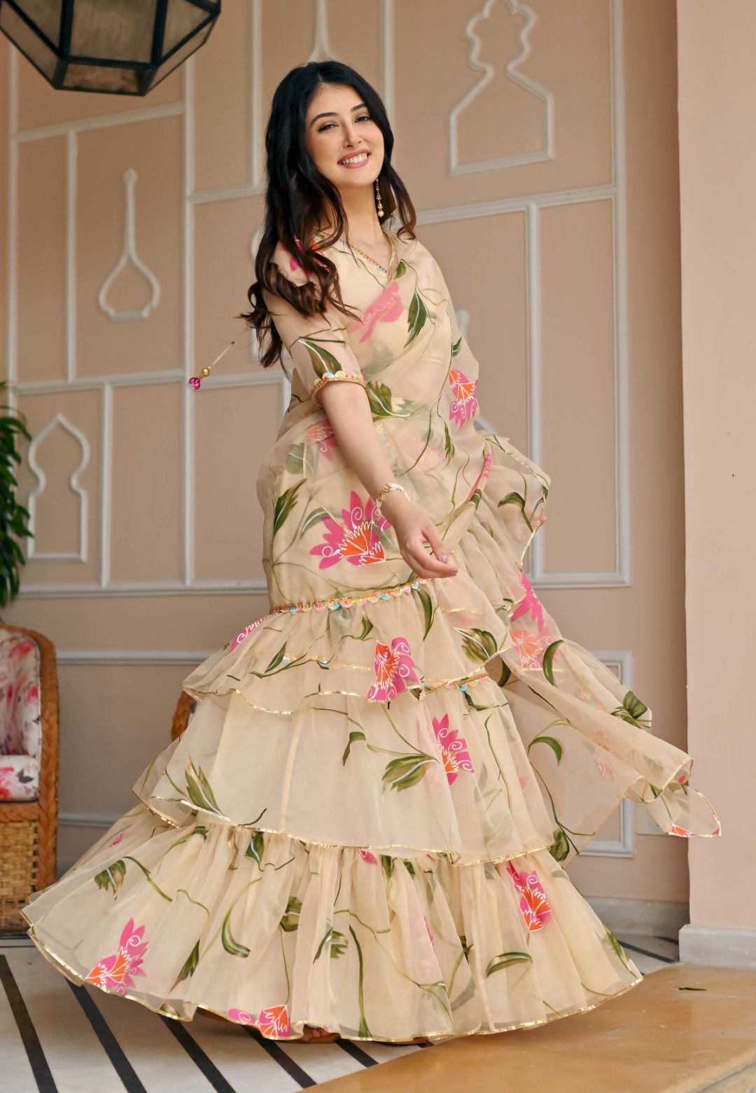 BEIGE PINK DRAPED ORGANZA SAREE