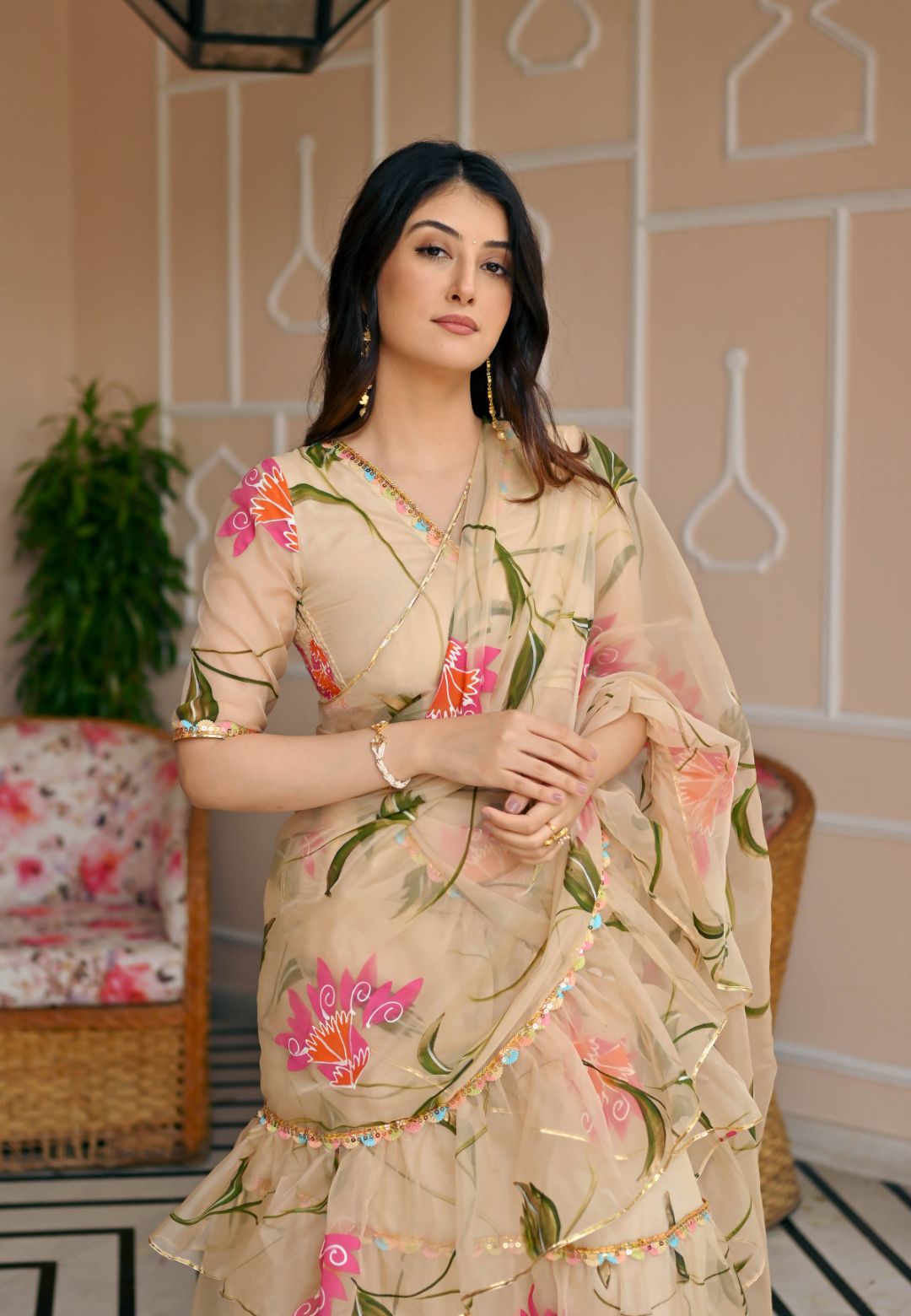 BEIGE PINK DRAPED ORGANZA SAREE