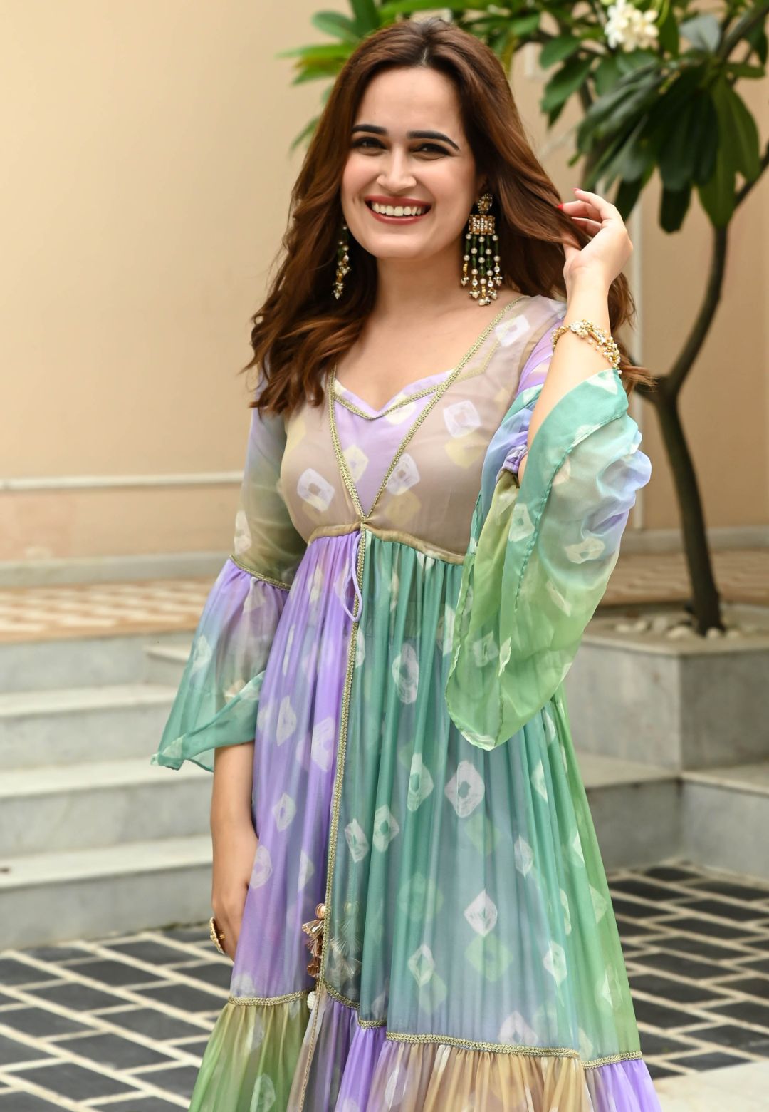 RANG BANDHEJ CAPE WITH TOP & PANTS