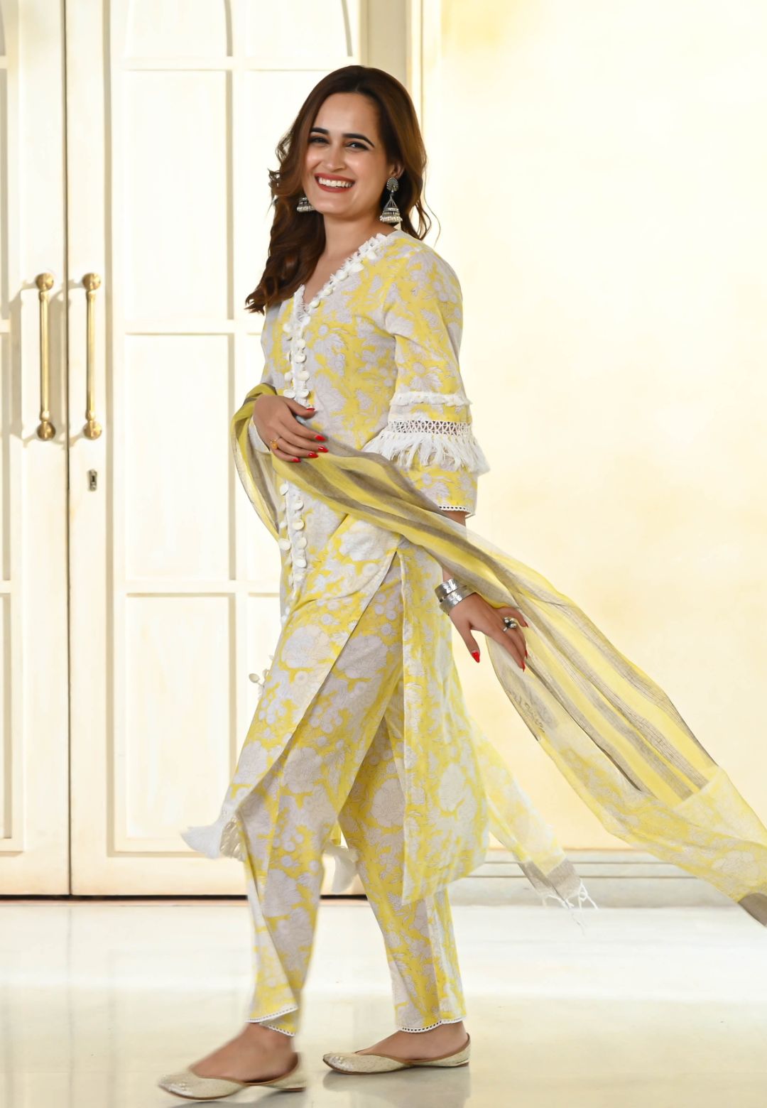 LIGHT YELLOW HANDBLOCK COTTON PRINTED SUIT SET
