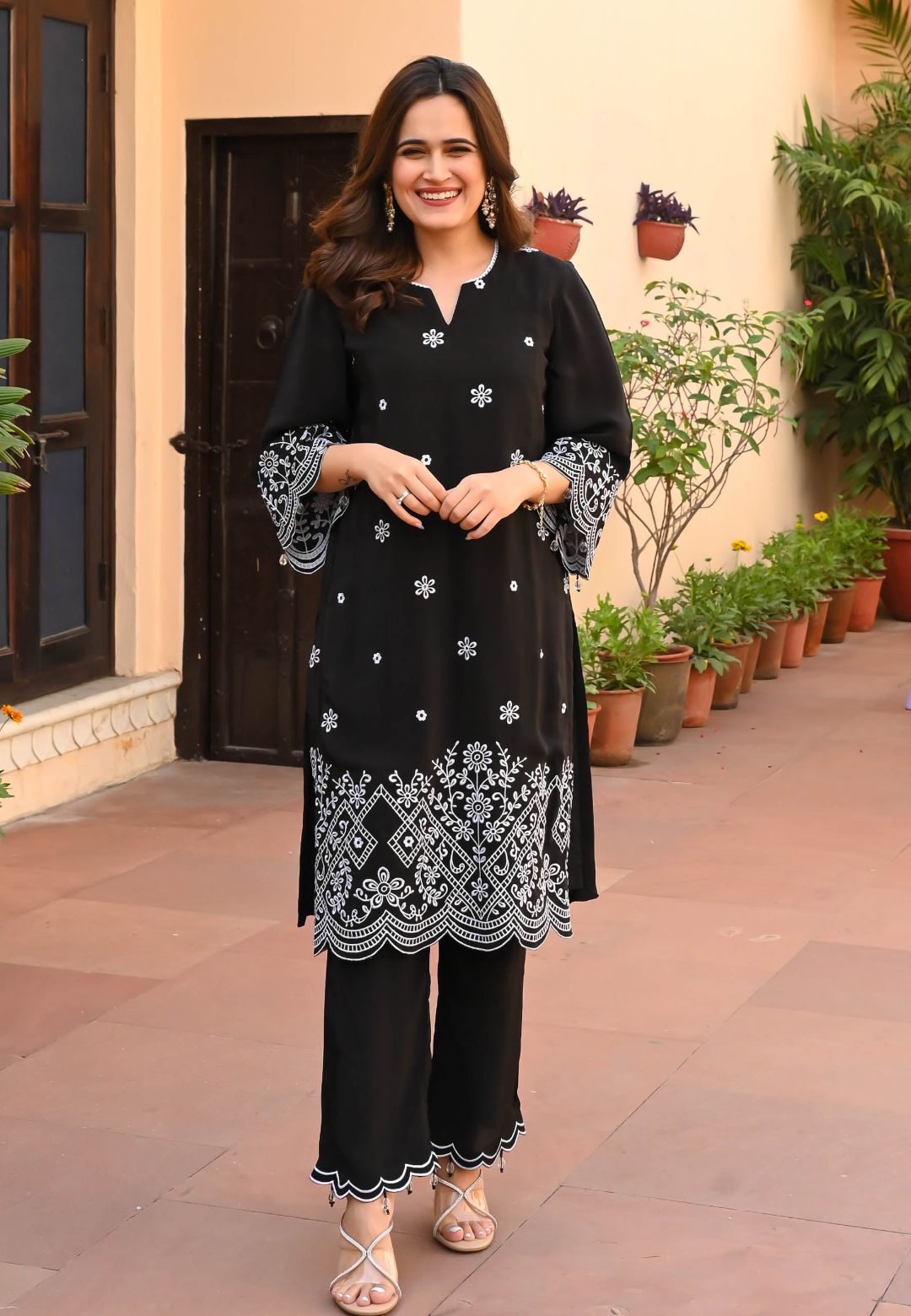 DREAMY EMBROIDERY KURTA SET