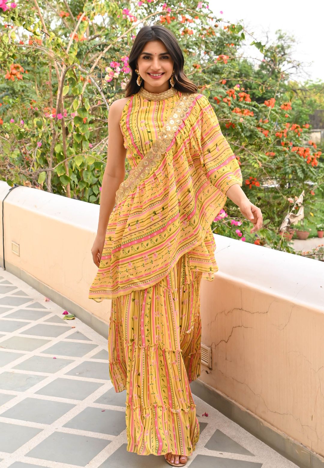 YELLOW GULAB FLORAL DRAPED SAREE