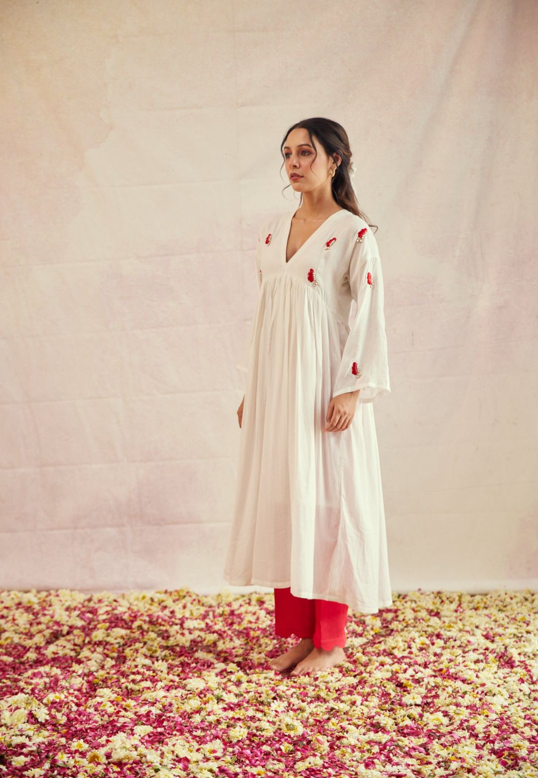 WHITE TITLI COTTON SILK BUTTERFLY KURTA SET