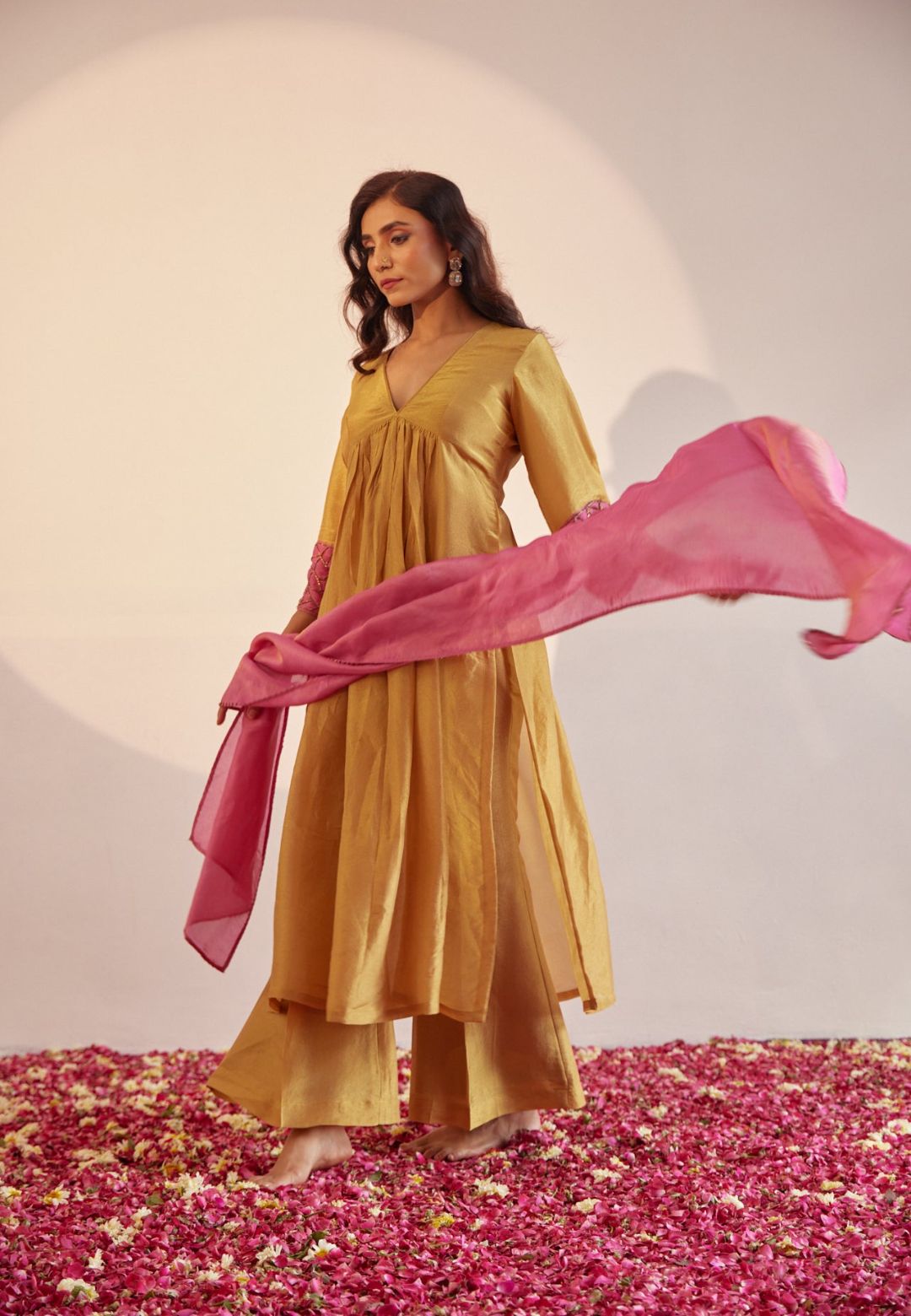 SUN HARA TISSUE SILK KURTA SET