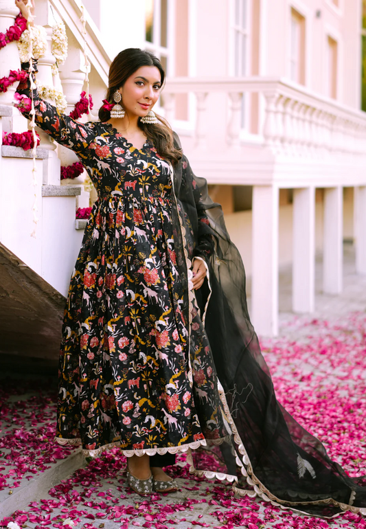 BLACK NAALINI CHANDERI SUIT SET