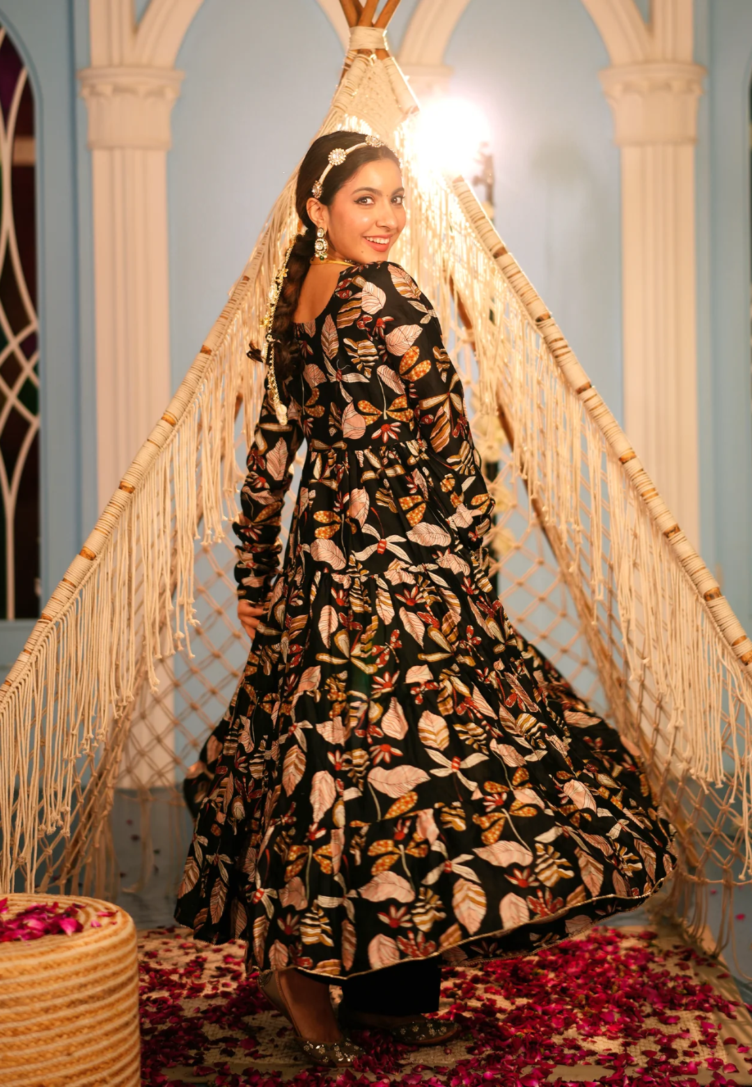 BLACK JAMA CHANDERI SUIT SET