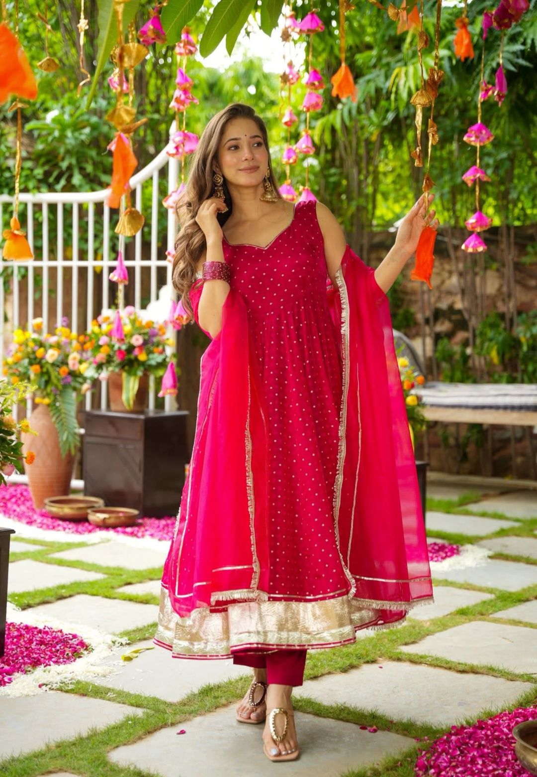 PINK PHOOLKARI SLEEVELESS ORGANZA SUIT SET