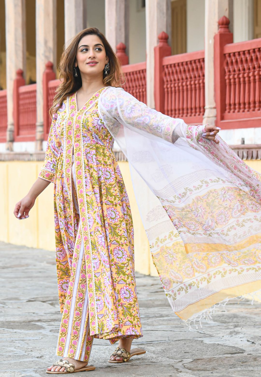 YEELOW CHARM COTTON SUIT SET