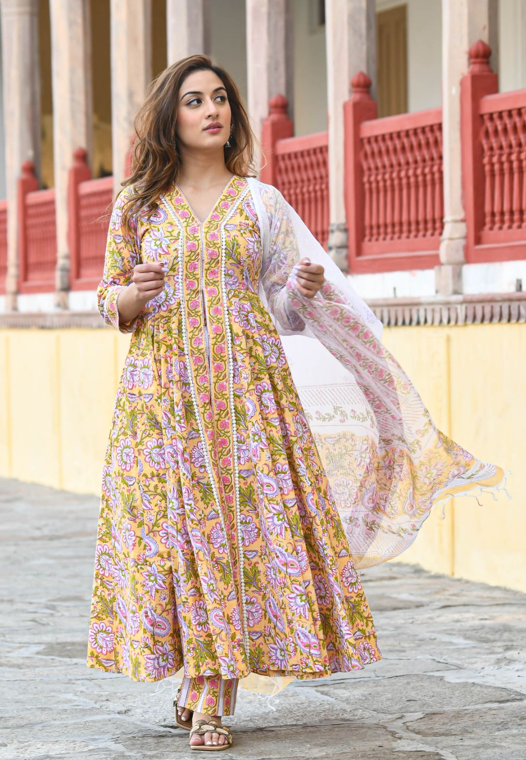 YEELOW CHARM COTTON SUIT SET