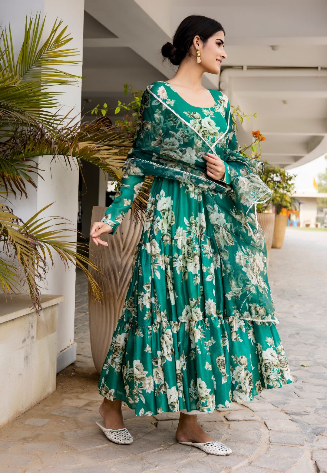 GREEN GHOOMAR CHANDERI FLORAL ANARKALI SUIT SET