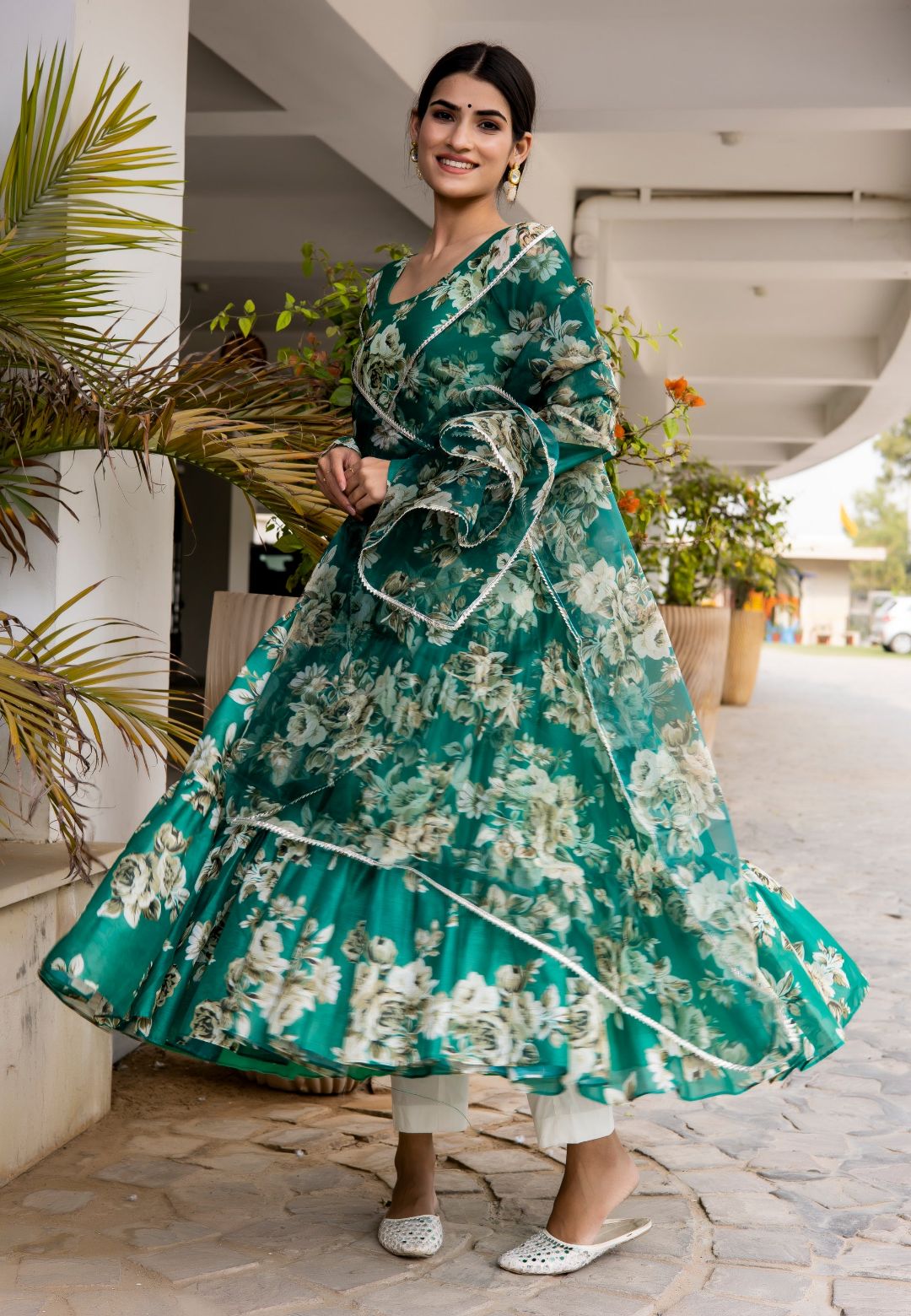GREEN GHOOMAR CHANDERI FLORAL ANARKALI SUIT SET