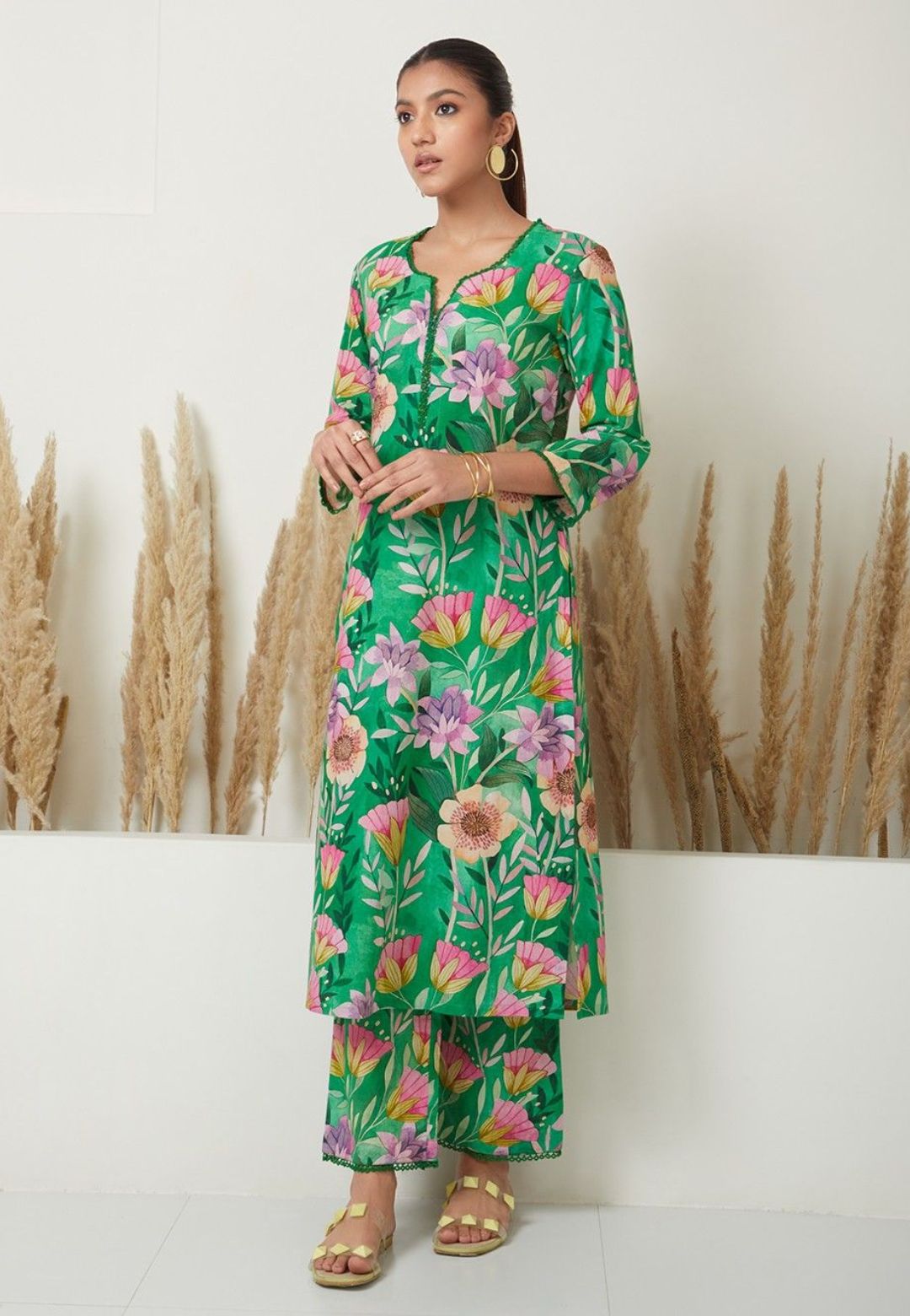 GREEN FLORAL PRINTED KURTA PALAZZO SET