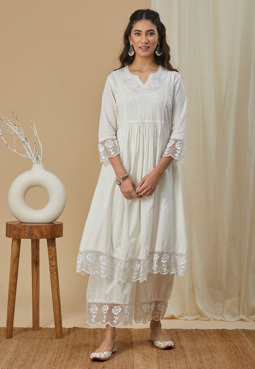 OFF WHITE COTTON CHIKANKARI SUIT SET