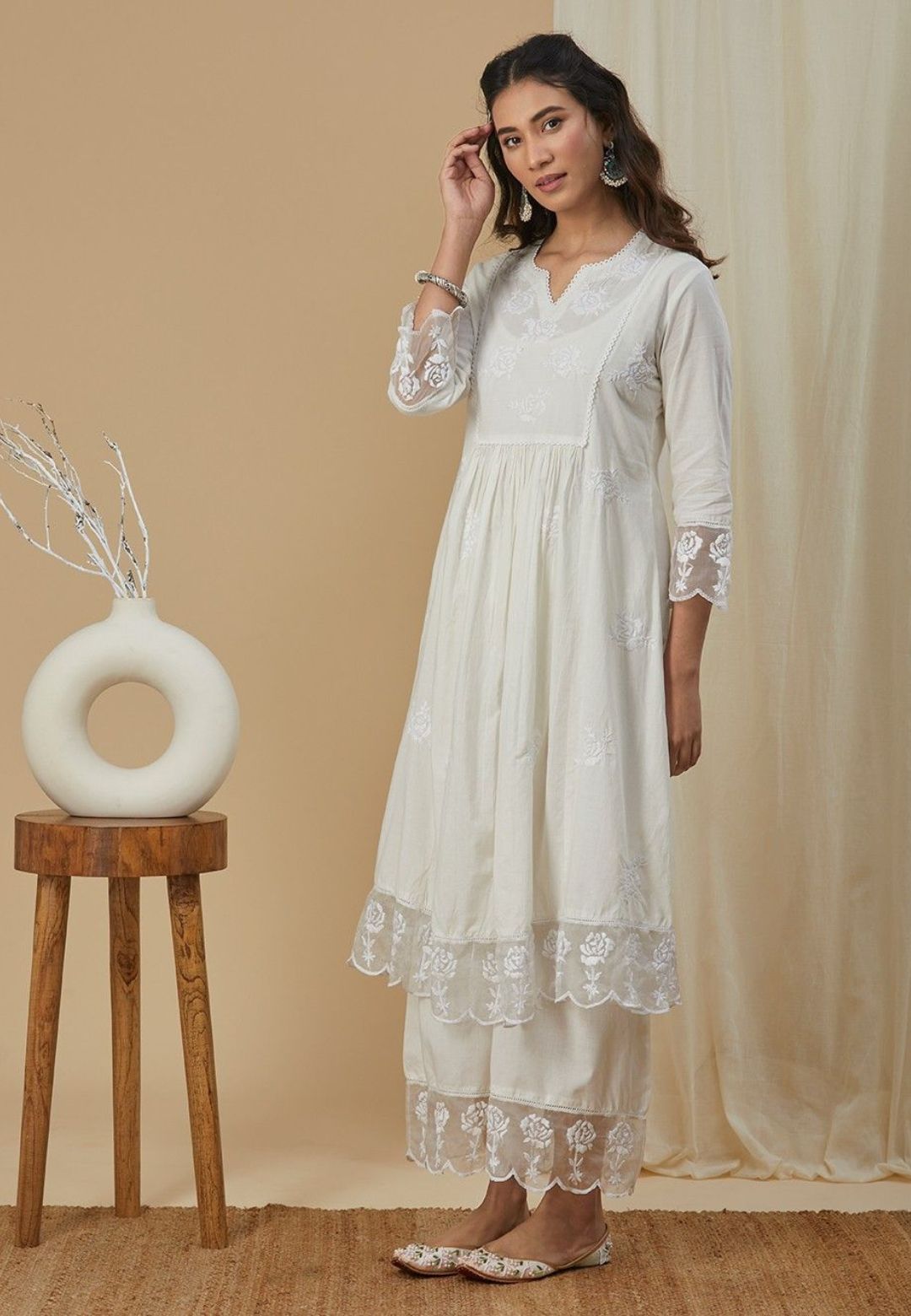 OFF WHITE COTTON CHIKANKARI SUIT SET