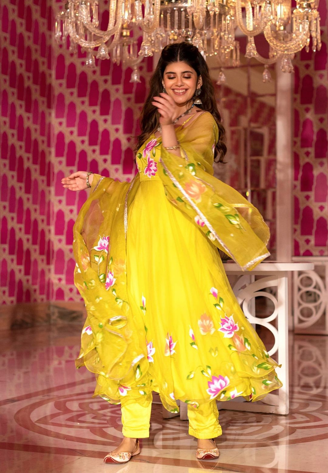 YELLOW CHAMKI ANARKALI SUIT SET