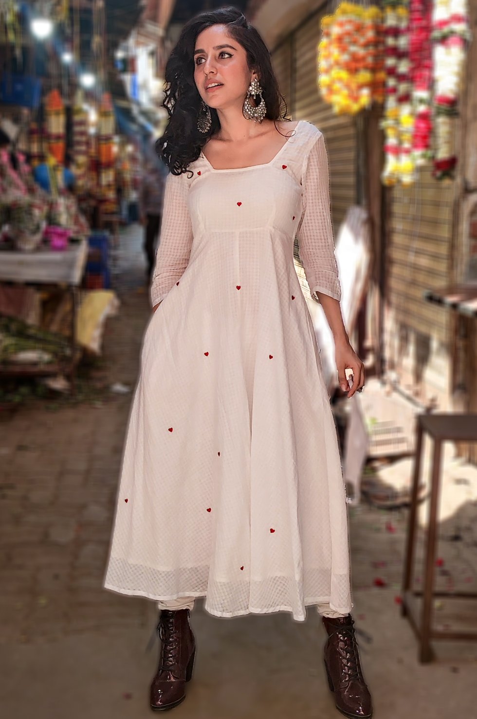 WHITE DOORIYA HEART DRESS