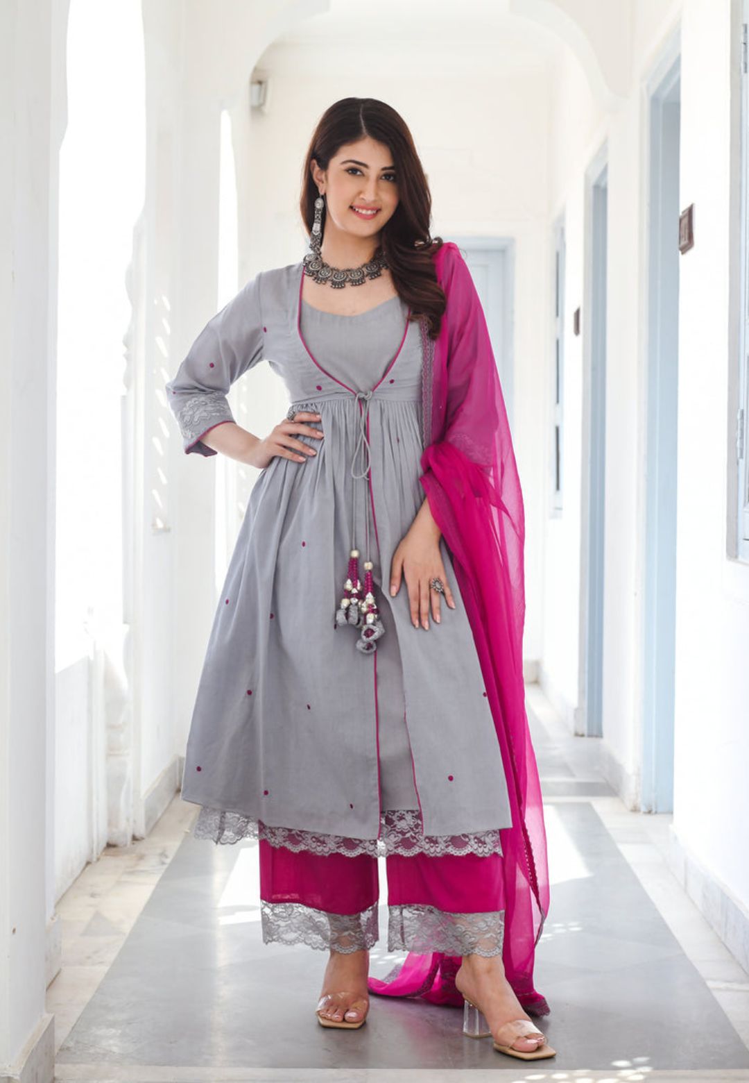 GREY PINK RUHI SUIT SET