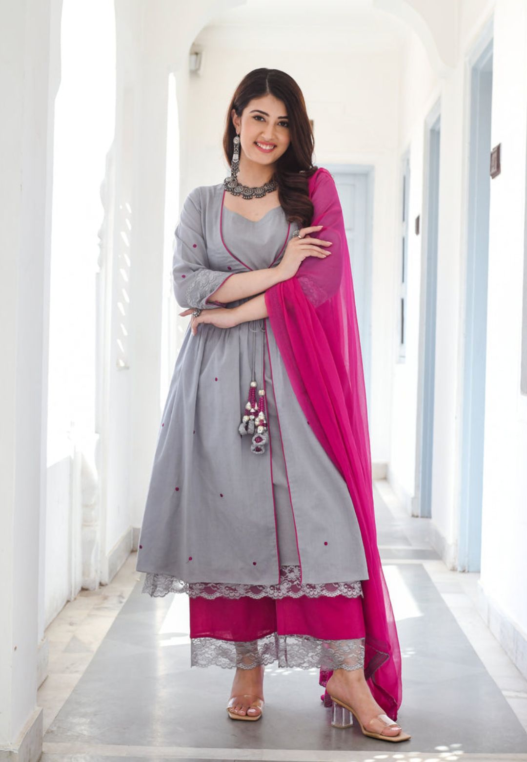 GREY PINK RUHI SUIT SET