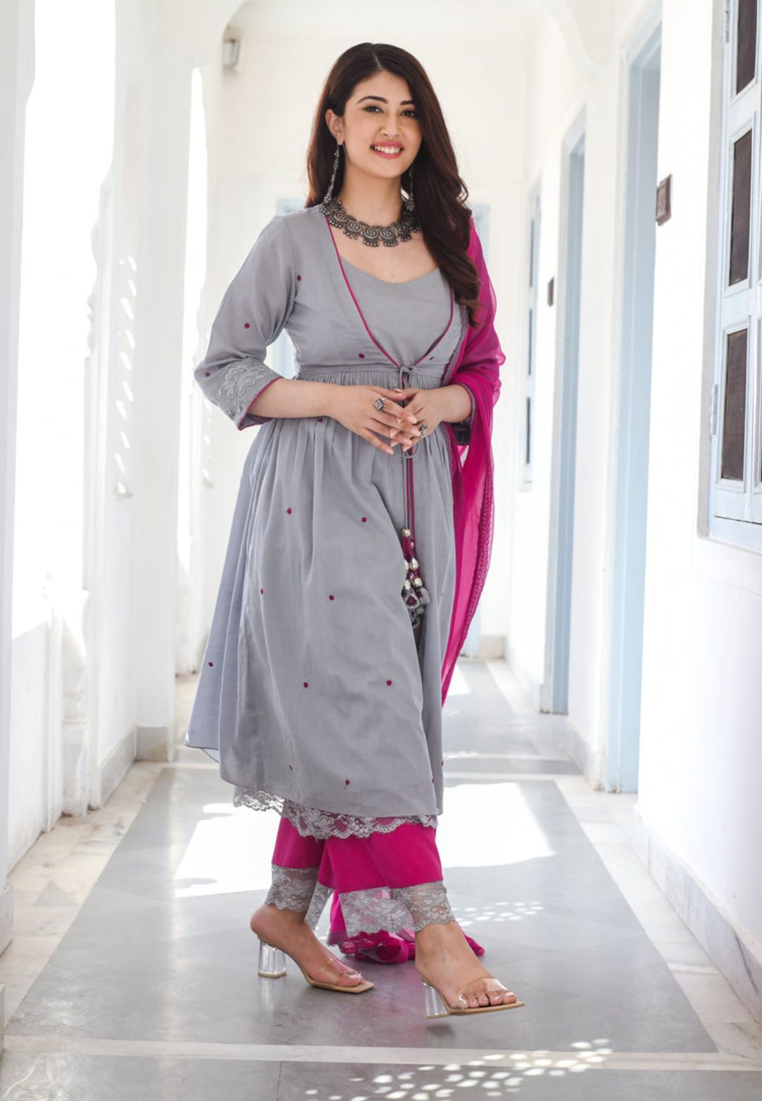 GREY PINK RUHI SUIT SET