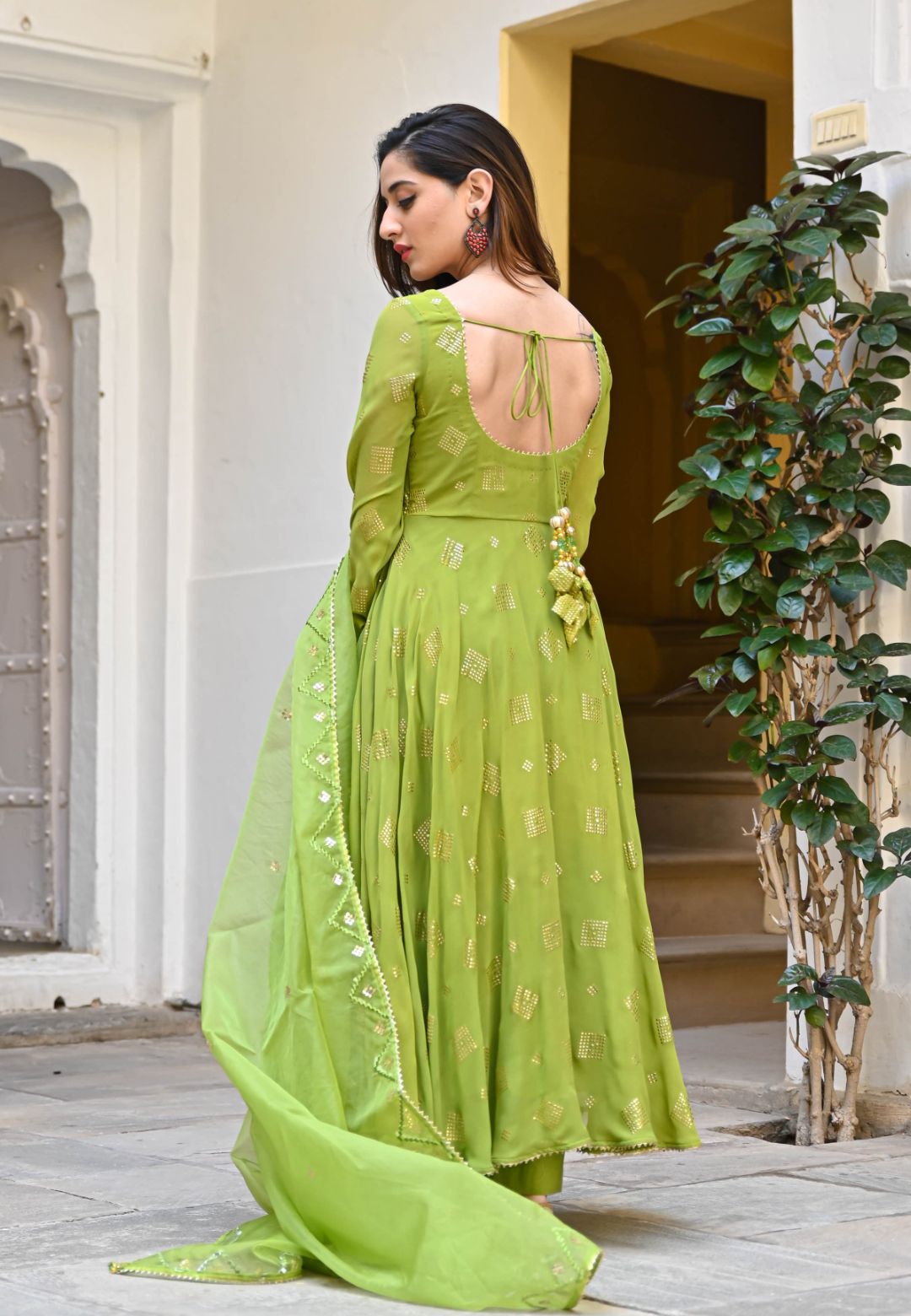 GREEN MUKAISH SUIT SET