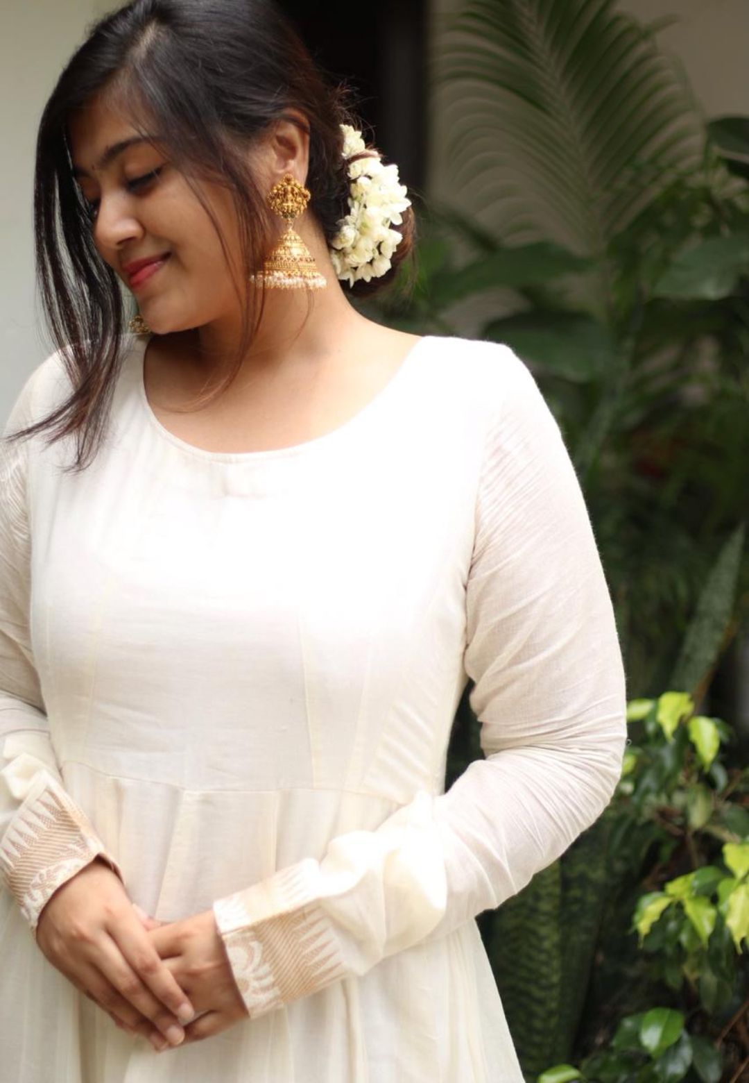 IVORY WHITE VANASINGARAM ANARKALI