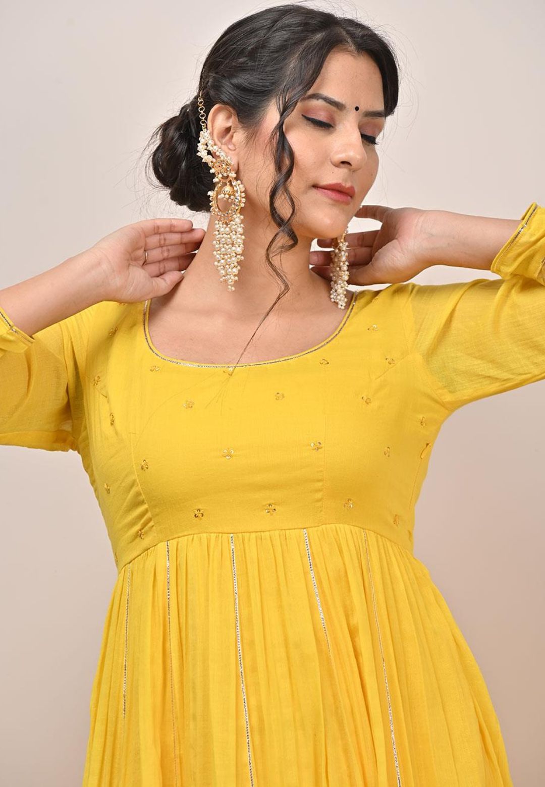 YELLOW SWARN MULMUL ANARKALI SUIT SET